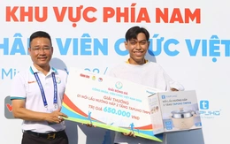 Cậu sinh viên vỡ òa khi nhận giải thưởng ở Giải bóng đá công nhân, viên chức