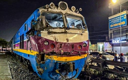 Xe tải cố vượt rào chắn, bị tàu SE19 húc văng: Cục CSGT đề nghị điều tra, đủ căn cứ sẽ khởi tố