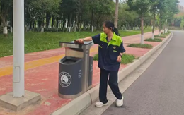 Nữ lao công Trung Quốc đỗ thạc sĩ sau một năm tự học