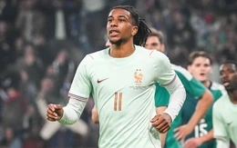 Olise rực sáng, che mờ cả Mbappe lẫn Dembele