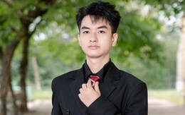 Cậu học trò theo bố mẹ ra đồng đỗ đồng thủ khoa khối A00 xứ Thanh