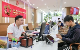 Làm thủ tục hành chính sáng thứ Bảy, người dân TP.HCM thêm lựa chọn
