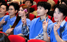 Running Man Việt Nam giao lưu tại rạp, Quang Tuấn đưa con gái theo cùng