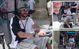 Neymar lái xe điện đi ‘giải sầu’ sau World Cup