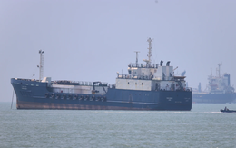 Mỹ bác tuyên bố của Iran, khẳng định eo biển Hormuz vẫn thông suốt