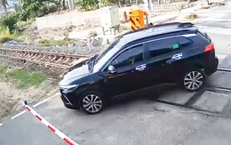 Xử lý 2 tài xế ô tô vượt rào chắn đường sắt ở Đắk Lắk