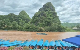 Thủ phủ du lịch Phong Nha lao đao vì sông Son đục ngầu bất thường