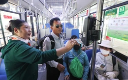 Những chuyến xe màu xanh