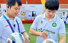 Công Phượng dự lễ khai mạc vòng chung kết Giải bóng đá công nhân, viên chức Việt Nam 2026