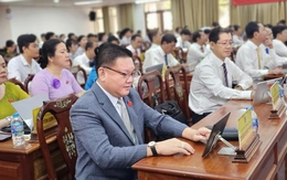 Cần Thơ ra công văn ‘tiếp nhận lại’ máy tính đã cấp cho đại biểu Hội đồng nhân dân 2 khóa trước