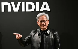 Áo khoác da của CEO Nvidia được đấu giá, giá chốt cao gấp 16 lần giá khởi điểm