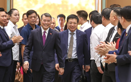 Thủ tướng: 'Khen Chính phủ thì để dịp khác, hội nghị để nêu các khó khăn và giải pháp'