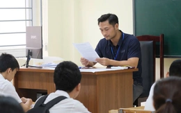 Từ 1-9, trường học được ký hợp đồng toàn thời gian với giáo viên nghỉ hưu