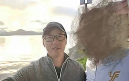Giúp người lạ chụp ảnh, người đàn ông không ngờ là bác thất lạc
