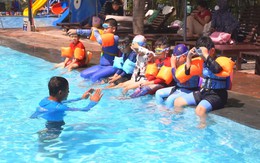 Sôi nổi các lớp dạy bơi miễn phí cho trẻ em ở TP.HCM trong dịp hè