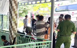Bị đánh bằng ghế nhựa, người đàn ông rút dao đâm bạn nhậu tử vong