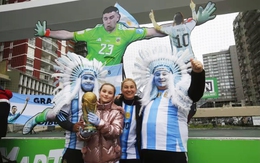 CĐV Argentina xuống đường ‘níu’ thủ môn Martinez ở lại đội tuyển