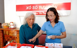 Tuổi 60 vẫn bán Vietlott mỗi ngày vì thích được gặp khách hàng