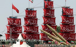 Trung Đông tối 24-7: Iran tấn công căn cứ Mỹ ở Bahrain, Jordan và Kuwait; Giá dầu giảm