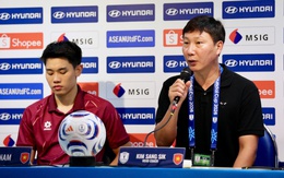 HLV Kim Sang Sik: 'Các cầu thủ đã thể hiện được 100% phong độ'