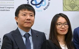 Chân dung hai nhà toán học Trung Quốc tạo 'cú đúp' huy chương Fields