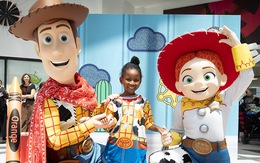 Toy Story 5 mang phép màu đến hơn 400 bệnh viện nhi