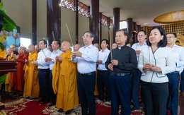 Lễ tưởng niệm các anh hùng liệt sĩ ở Học viện Phật giáo Việt Nam tại TP.HCM