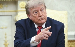 Ông Trump dựng biển báo trước bảo tàng, muốn sửa lịch sử nước Mỹ