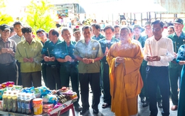 Lễ tưởng niệm và cầu siêu các anh hùng liệt sĩ ở Khu di tích lịch sử thắng cảnh Mo So