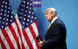 Ông Trump lo cạn tên lửa Patriot nên Mỹ tạm dừng tấn công Iran?