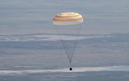 Phi hành gia Mỹ, Nga cùng trở về Trái đất sau 8 tháng trên ISS