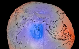 Trái đất thật sự méo như 'củ khoai'? NASA giải mã hình ảnh gây sốt trên mạng