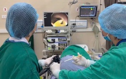 Vụ bơm sữa đậu nành vào niệu đạo: Trục lợi trên sự sợ hãi của người bệnh là vô nhân tính