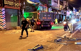Xe ben mất lái tông sập tiệm mắt kính trên đường Tô Ngọc Vân, 4 người thoát chết