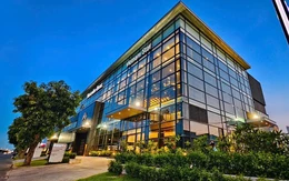 Cận cảnh showroom Mercedes-Benz Vietnam Star Phú Mỹ Hưng theo chuẩn toàn cầu