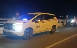 Ô tô 7 chỗ bỏ lại trên cầu Cổ Chiên trong đêm, tài xế mất liên lạc