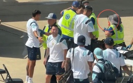 Messi cười nghiêng ngả vì tình huống ‘khó đỡ’ của đồng đội ở World Cup