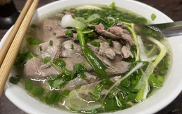 Phở gia truyền 49A Bát Đàn nức tiếng, từ phố cổ Hà Nội sang Úc