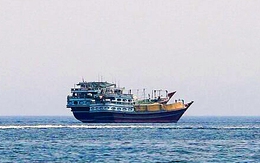 IRGC: Hai tàu chở dầu quay đầu vì bốc cháy tại eo biển Hormuz