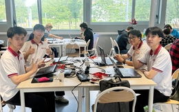 Sinh viên Duy Tân vào Top 5 cuộc thi Midnight Flag CTF 2026 ở Pháp