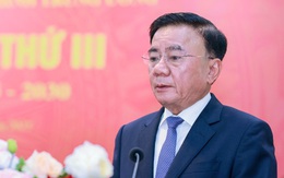 Bộ Chính trị: Nghiên cứu cơ chế quần chúng ưu tú tham gia một số hoạt động sinh hoạt Đảng định kỳ