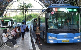 Tham quan nhiều điểm du lịch nổi tiếng ở TP.HCM với xe buýt 0 đồng