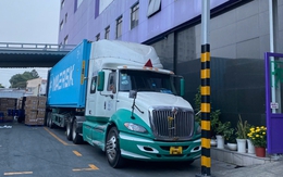 Doanh nghiệp, chủ xe container lý giải vì sao giá cước vận chuyển chưa chịu 'về bờ'