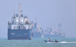 Khủng hoảng chuỗi cung ứng của châu Á kéo dài nhìn từ eo biển Hormuz