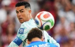 Ronaldo lùi lại, Bồ Đào Nha sẽ rộng cửa đi tiếp!