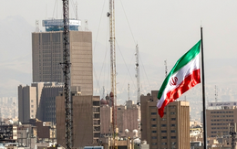 Iran tuyên bố tấn công 85 mục tiêu quân sự Mỹ ở Kuwait, Bahrain