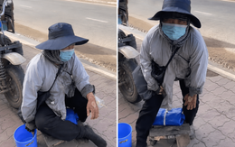 Người ăn xin ghẻ lở, lết lết trên đường bỗng… đứng dậy khi gặp công an