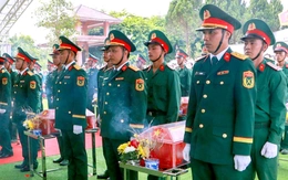 Hình ảnh lễ truy điệu và an táng 47 hài cốt liệt sĩ sau 75 năm nằm trong mộ tập thể