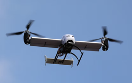 Doanh nghiệp Việt phát triển AI cho UAV hai rotor nghiêng đầu tiên trên thế giới