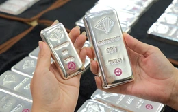 Đọc nhanh 10-8: Giá dầu đi lên, giá bạc bứt hơn 10% trong một tuần